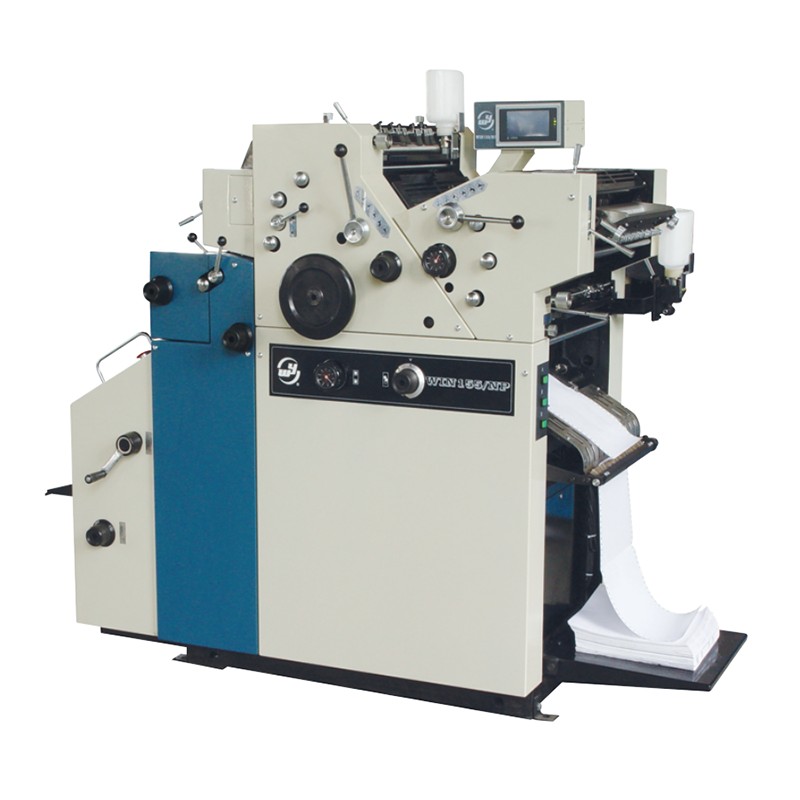 Dwukolorowa skomputeryzowana prasa drukarska do formularzy o średnicy 18 cali (457 mm).